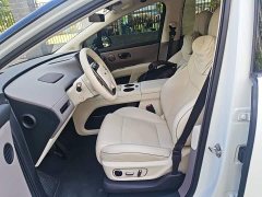 Li Auto i8 Standard Edition - ფოტო 15