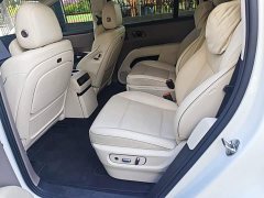 Li Auto i8 Standard Edition - ფოტო 17