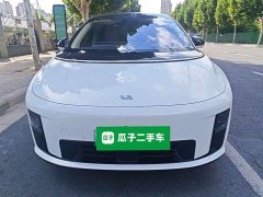 Li Auto i8 Standard Edition - ფოტო 3