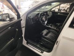 Audi Q5L 40T Luxury Dynamic - ფოტო 16
