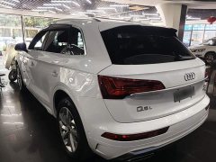 Audi Q5L 40T Luxury Dynamic - ფოტო 5