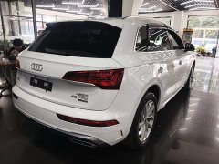Audi Q5L 40T Luxury Dynamic - ფოტო 7