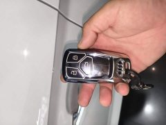 Audi Q5L 40T Luxury Dynamic - ფოტო 9