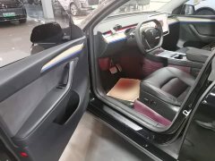 Tesla Model Y Rear-Wheel Drive - ფოტო 16
