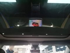 Tesla Model Y Rear-Wheel Drive - ფოტო 18