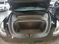 Tesla Model Y Rear-Wheel Drive - ფოტო 20