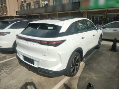 BAIC ARCFOX Alpha T5 2026 Extended Range 1215 Yuan Jing Zhi Xing Version - ფოტო 7