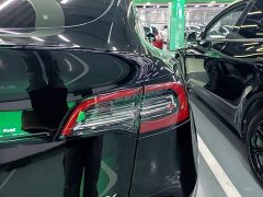 Tesla Model Y Rear-Wheel Drive - ფოტო 8