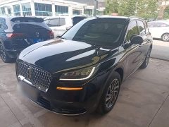 Lincoln Explorer 2.0T Two-Wheel Drive Premium - ფოტო 2