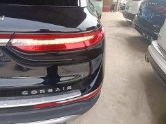 Lincoln Explorer 2.0T Two-Wheel Drive Premium - ფოტო 8