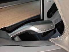 Tesla Model Y Rear-Wheel Drive - ფოტო 14