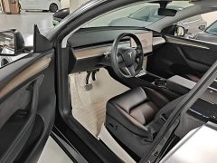 Tesla Model Y Rear-Wheel Drive - ფოტო 16