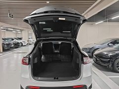 Tesla Model Y Rear-Wheel Drive - ფოტო 19
