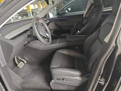 Tesla Model Y Rear-Wheel Drive - ფოტო 15