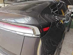 Tesla Model Y Rear-Wheel Drive - ფოტო 8