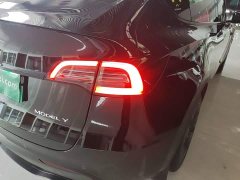 Tesla Model Y 2023 Rear-Wheel Drive - ფოტო 8