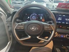Hyundai Elantra 1.5L CVT GLX Elite - ფოტო 11