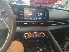 Hyundai Elantra 1.5L CVT GLX Elite - ფოტო 13