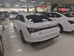 Hyundai Elantra 1.5L CVT GLX Elite - ფოტო 5
