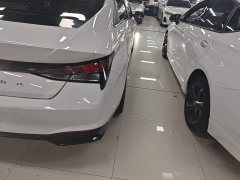 Hyundai Elantra 1.5L CVT GLX Elite - ფოტო 8