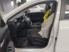 SAIC MG i5 1.5L CVT Luxury - ფოტო 15