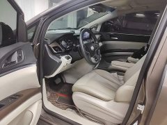 Buick GL8 Land Official Business Class 652T Comfort Edition - ფოტო 16
