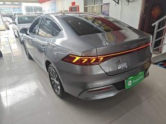 BYD Qin PLUS Glory Edition DM-i 55KM Leading - ფოტო 5