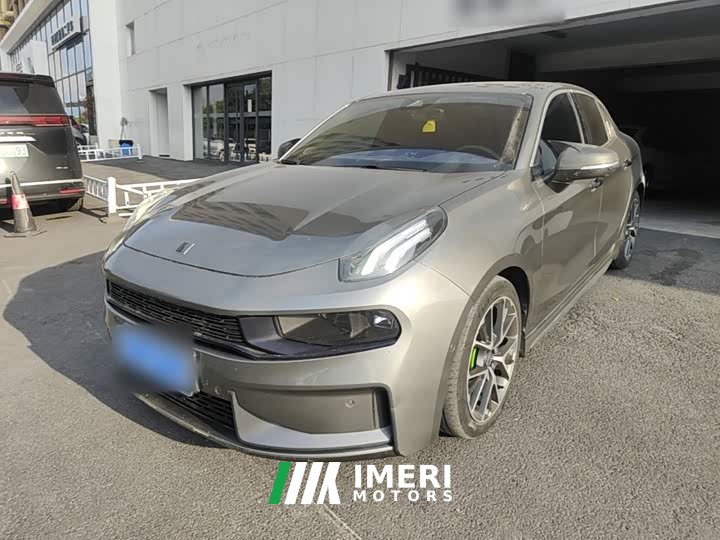 Lynk & Co 03 2.0T Diesel DCT Pro