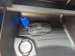 Peugeot 2008 2020 230THP Style Sunroof Edition - ფოტო 9