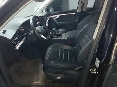 Volkswagen Touareg 3.0TSI Ruixiang Classic Sport Package - ფოტო 15
