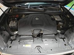 Volkswagen Touareg 3.0TSI Ruixiang Classic Sport Package - ფოტო 20