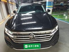 Volkswagen Touareg 3.0TSI Ruixiang Classic Sport Package - ფოტო 3