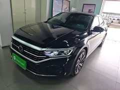 Volkswagen Passat 2022 330TSI Luxury - ფოტო 1