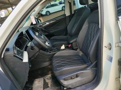 Volkswagen Tiguan L Outstanding Edition 300TSI Automatic FWD Dragon Ascendant Version - ფოტო 15