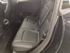 Tesla Model Y Rear-Wheel Drive - ფოტო 17
