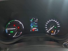 Toyota Grevias 2.5L Hybrid Premium Plus Edition - ფოტო 12