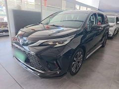 Toyota Grevias 2.5L Hybrid Premium Plus Edition - ფოტო 2