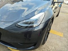 Tesla Model Y Rear-Wheel Drive - ფოტო 19