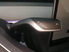 Tesla Model Y Rear-Wheel Drive - ფოტო 14
