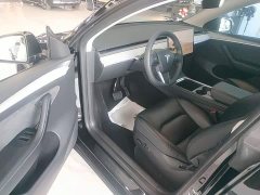 Tesla Model Y Rear-Wheel Drive - ფოტო 16