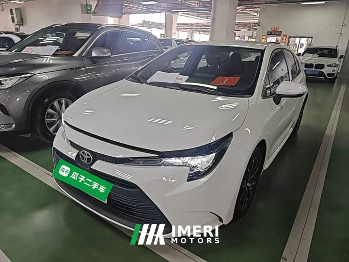 Toyota Corolla TNGA 1.5L CVT Base