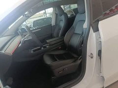 Tesla Model Y Rear-Wheel Drive - ფოტო 15