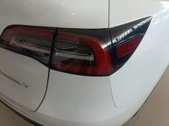 Tesla Model Y Rear-Wheel Drive - ფოტო 8