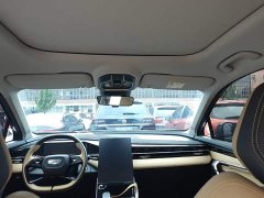 Geely Boyue L 2023 1.5TD DCT Luxury - ფოტო 18