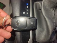 Toyota Frontlander 2022 2.0L CVT Luxury - ფოტო 9