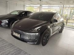 Tesla Model Y Rear-Wheel Drive - ფოტო 1