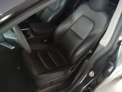 Tesla Model Y Rear-Wheel Drive - ფოტო 15