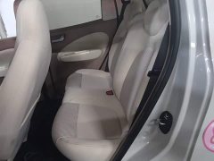 Wuling Hongguang MINIEV Fourth Generation Four-Door Advanced Edition - ფოტო 17