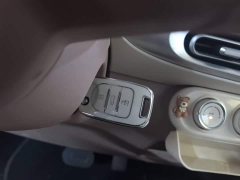 Wuling Hongguang MINIEV Fourth Generation Four-Door Advanced Edition - ფოტო 9