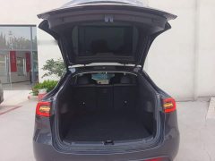 Tesla Model Y Rear-Wheel Drive - ფოტო 19